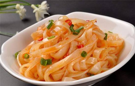 鸿睿多功能凉皮机设备发展积极向上