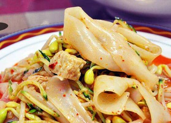 自动凉皮机为企业提高生产效率